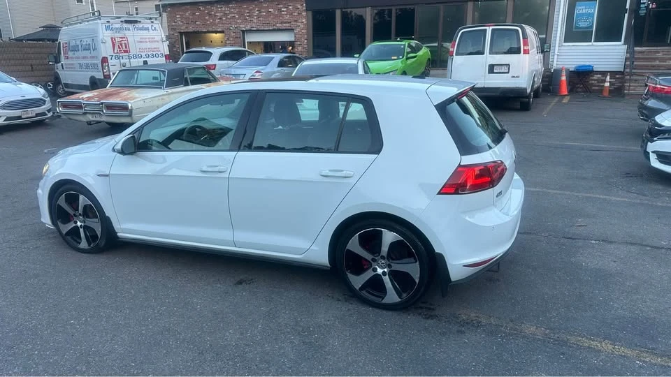 2015 Volkswagen GTI Mk7 - Image 9 of 15