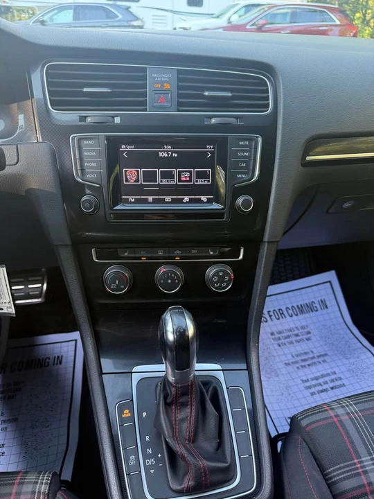 2015 Volkswagen GTI Mk7 - Image 14 of 17