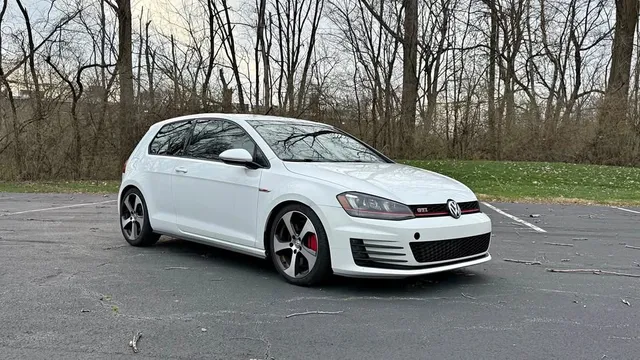 2015 Volkswagen Golf GTI S