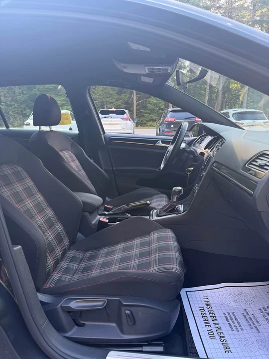 2015 Volkswagen GTI Mk7 - Image 9 of 17