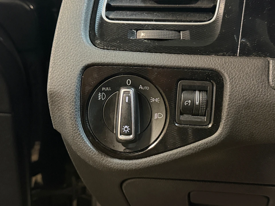 2015 Volkswagen GTI Mk7 - Image 9 of 31
