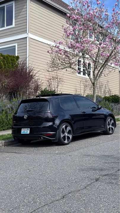 2015 Volkswagen GTI Mk7 - Image 2 of 8