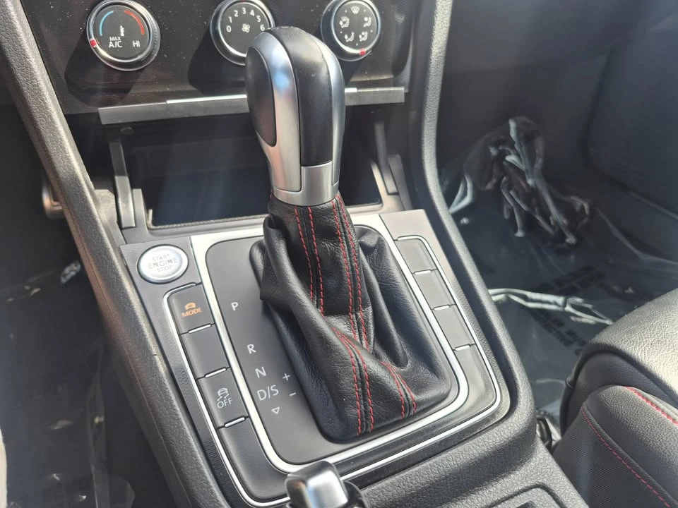 2015 Volkswagen GTI Mk7 - Image 10 of 17