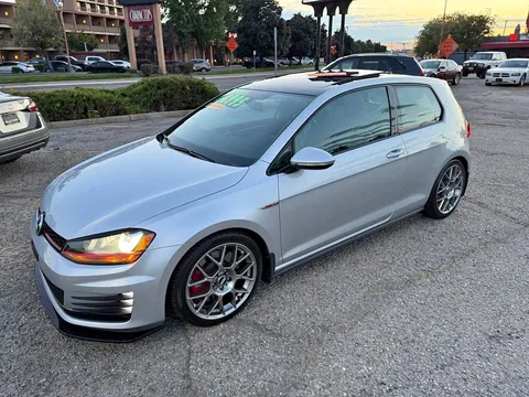 2015 Volkswagen Golf GTI SE