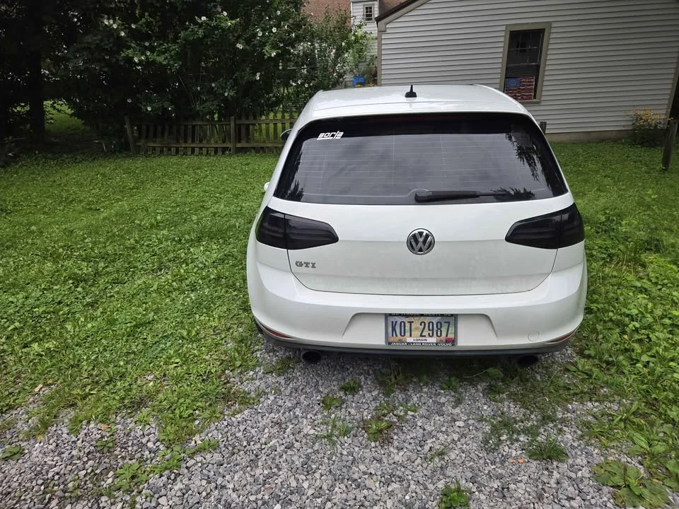 2015 Volkswagen GTI Mk7 - Image 2 of 4