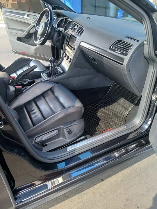 2015 Volkswagen GTI Mk7 - Image 9 of 13