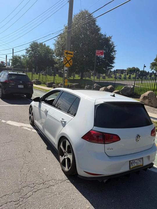 2015 Volkswagen GTI Mk7 - Image 3 of 12
