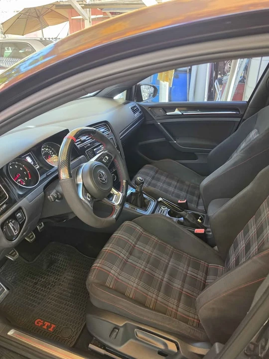 2015 Volkswagen GTI Mk7 - Image 11 of 13