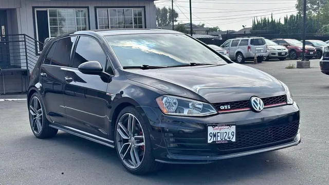 2015 Volkswagen Golf GTI SE