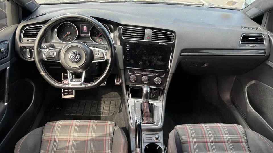 2015 Volkswagen GTI Mk7 - Image 17 of 20