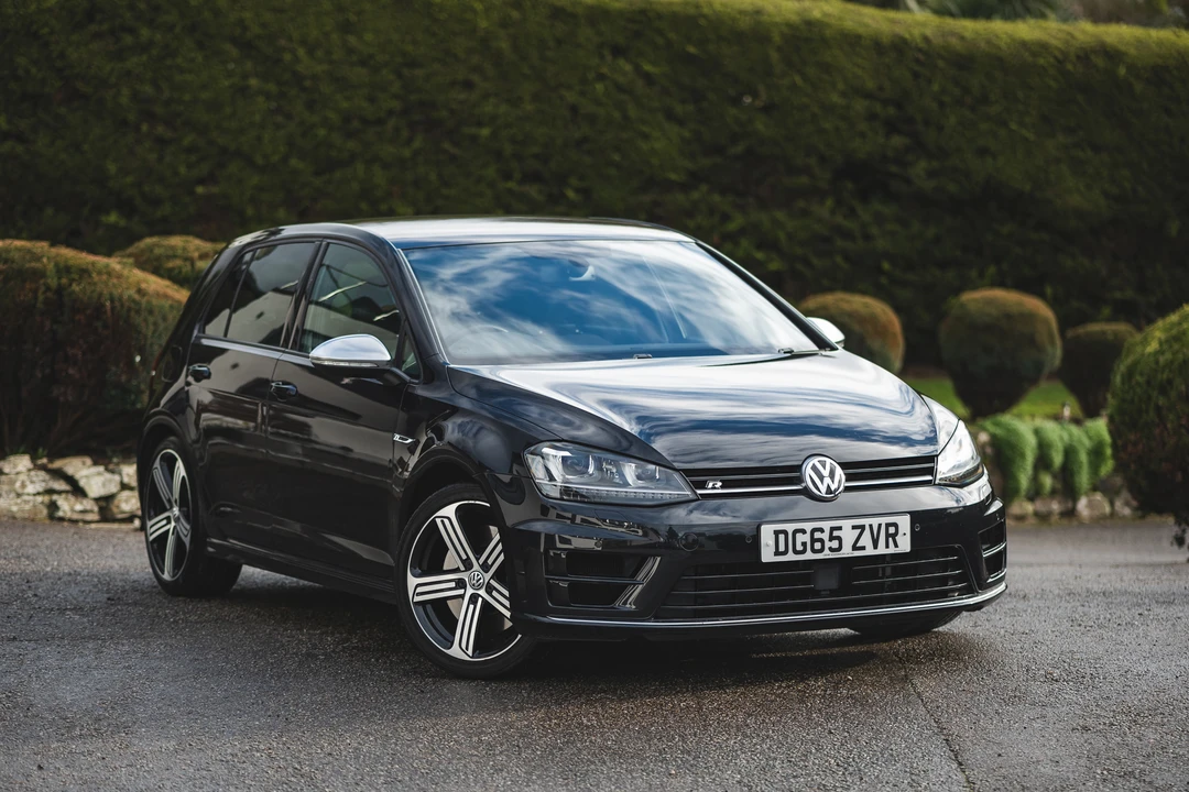 2015 Volkswagen Golf R Mk7 - Image 2 of 31