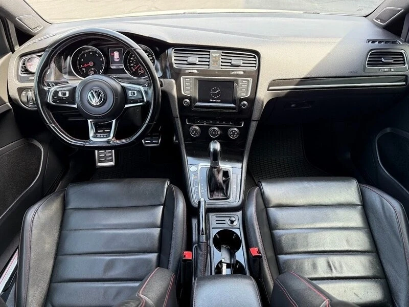 2015 Volkswagen Golf Mk7 - Image 2 of 12