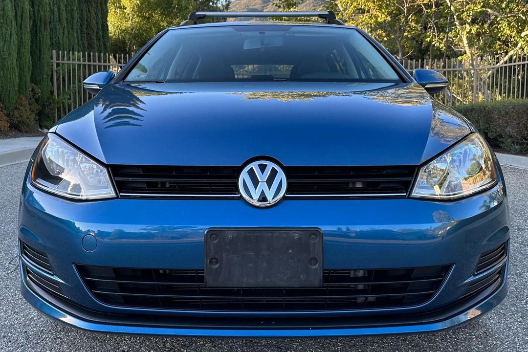 2015 Volkswagen Golf Mk7 - Image 2 of 31