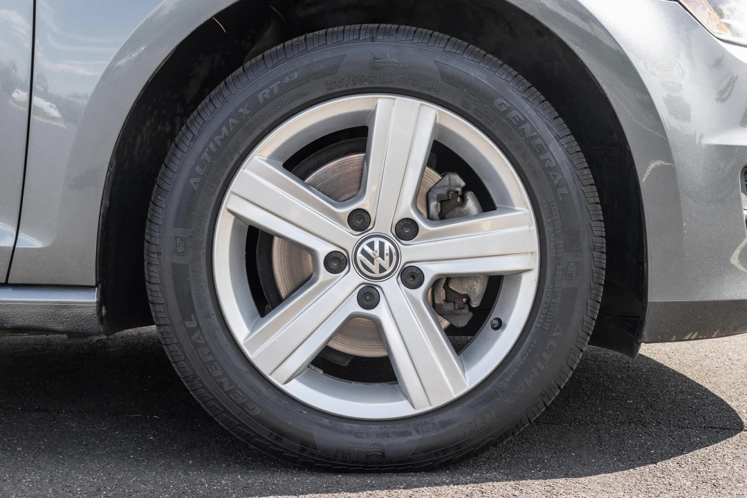 2015 Volkswagen Golf Mk7 - Image 26 of 31