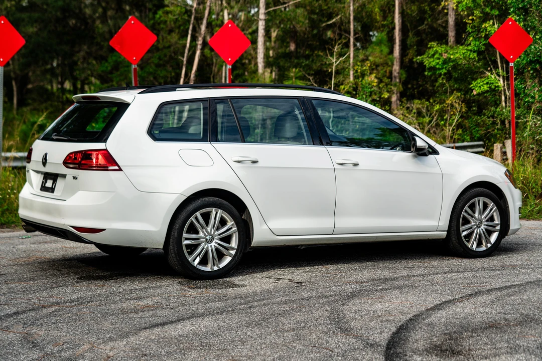 2015 Volkswagen Golf Mk7 - Image 27 of 31