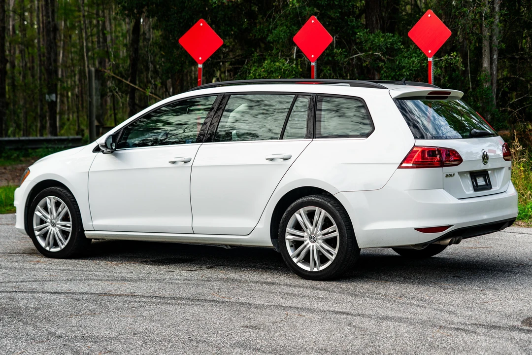 2015 Volkswagen Golf Mk7 - Image 17 of 31