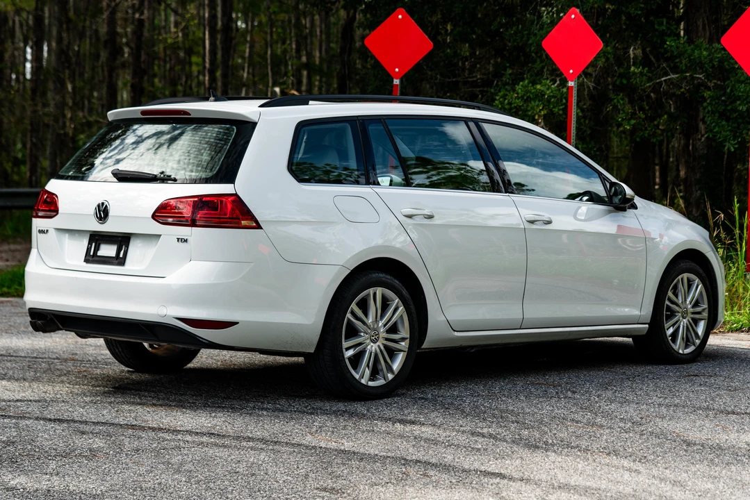 2015 Volkswagen Golf Mk7 - Image 4 of 31