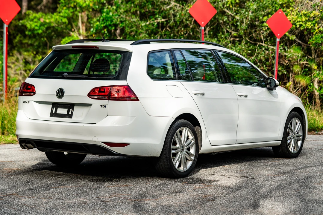 2015 Volkswagen Golf Mk7 - Image 25 of 31