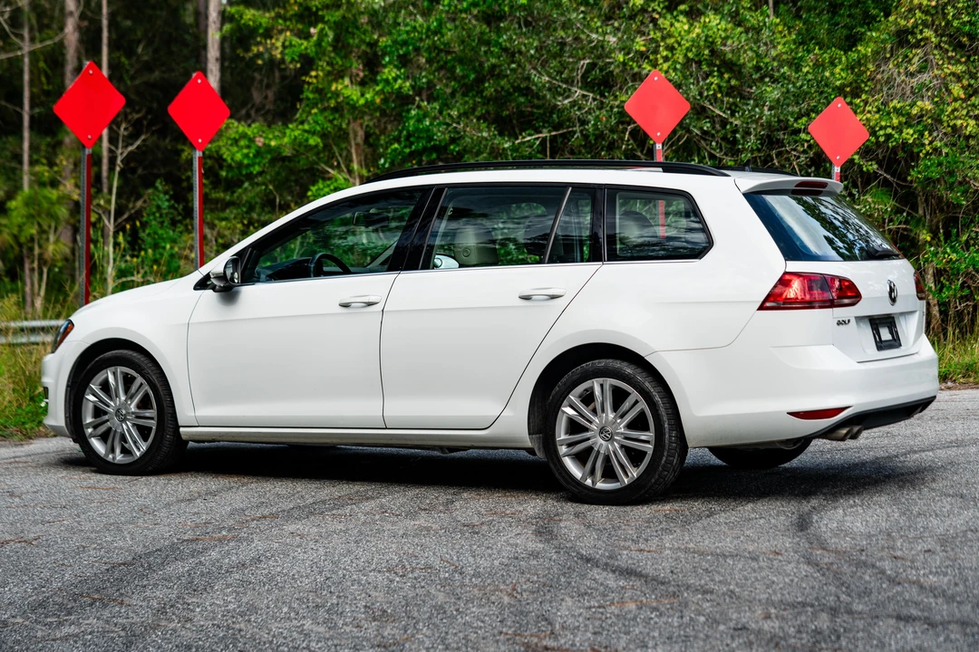 2015 Volkswagen Golf Mk7 - Image 16 of 31