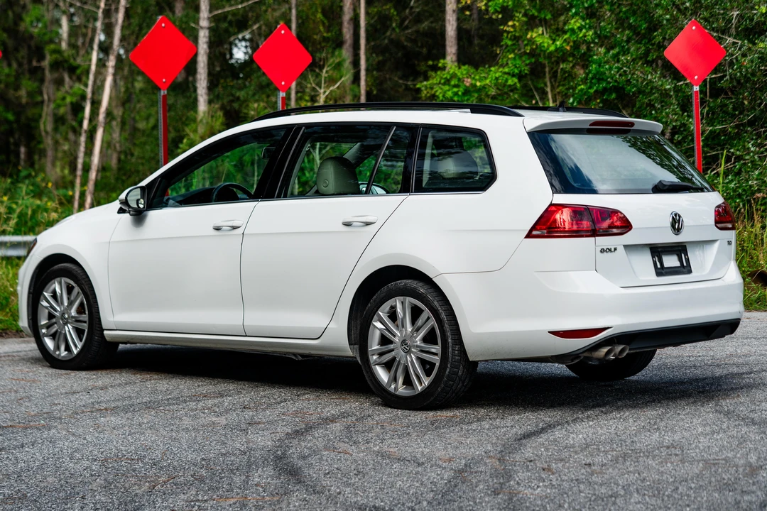 2015 Volkswagen Golf Mk7 - Image 18 of 31