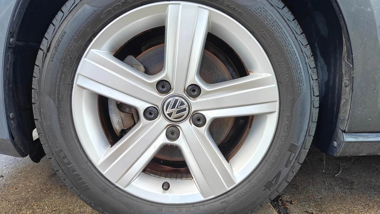 2015 Volkswagen Golf Mk7 - Image 14 of 31