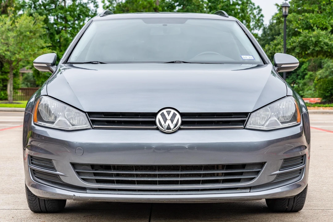 2015 Volkswagen Golf Mk7 - Image 2 of 31