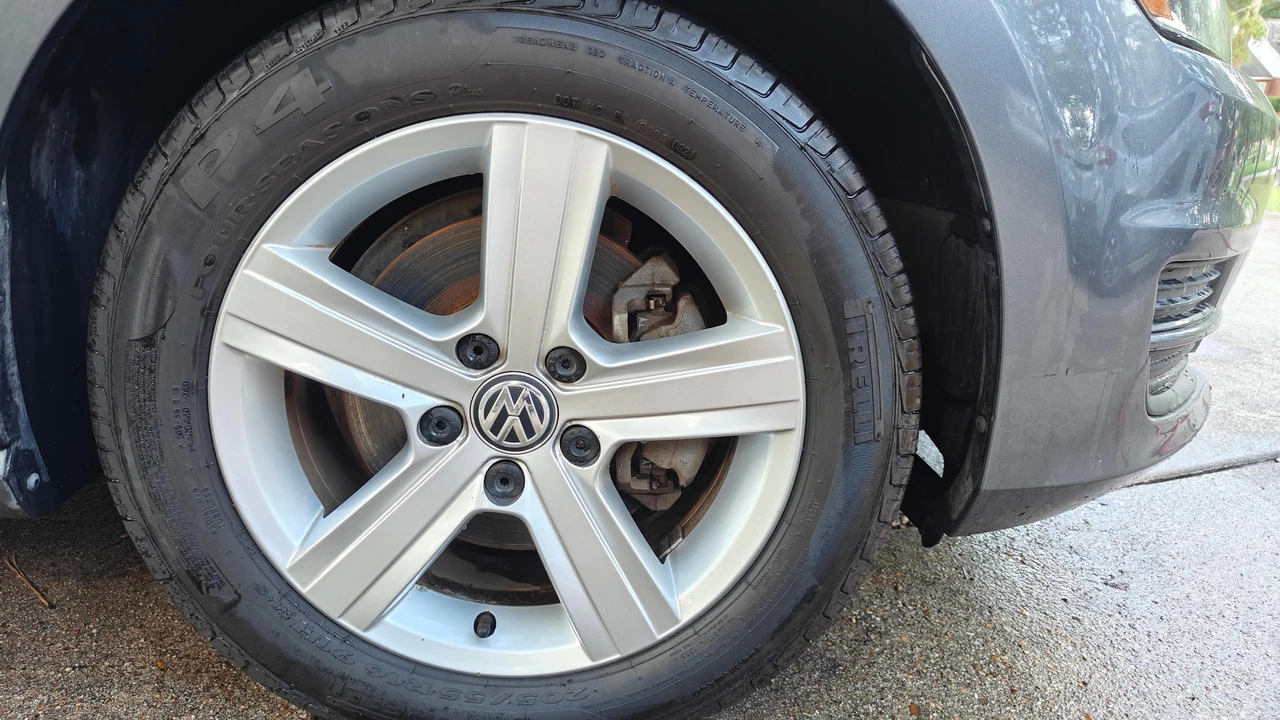 2015 Volkswagen Golf Mk7 - Image 17 of 31