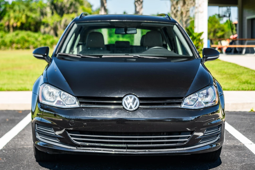 2015 Volkswagen Golf Mk7 - Image 2 of 31