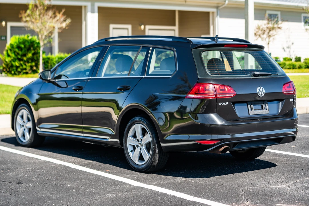 2015 Volkswagen Golf Mk7 - Image 4 of 31