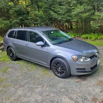 2015 Volkswagen Golf SportWagen TDI S Wagon 4D