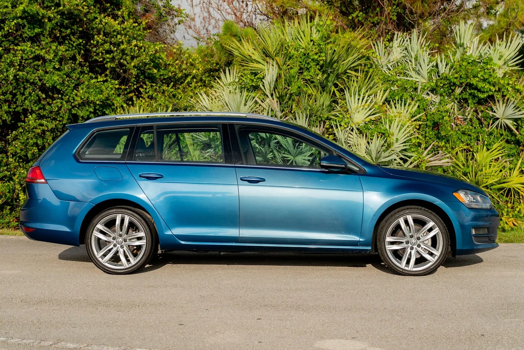2015 Volkswagen Golf Mk6 - Image 9 of 31