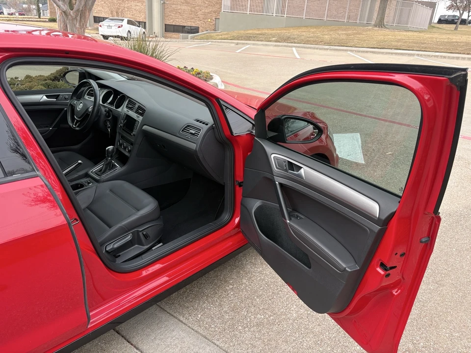 2015 Volkswagen Golf Mk7 - Image 10 of 16
