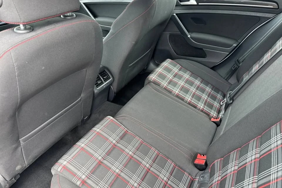 2015 Volkswagen GTI Mk7 - Image 10 of 12