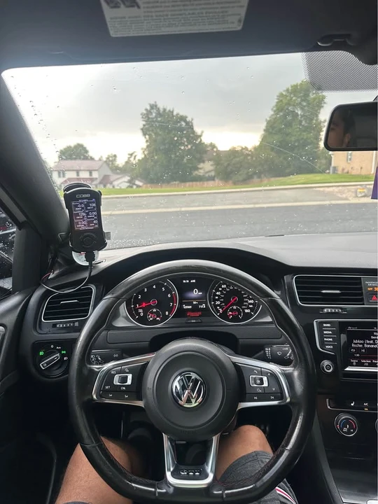 2015 Volkswagen GTI Mk7 - Image 10 of 16