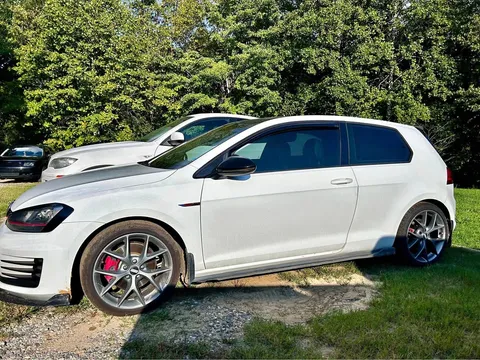 2015 Volkswagen GTI 2.0T Hatchback