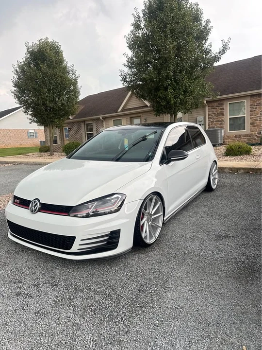 2015 Volkswagen GTI Mk7 - Image 6 of 16