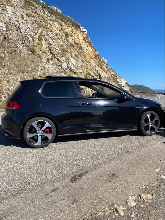 2015 Volkswagen GTI Mk7 - Image 2 of 8