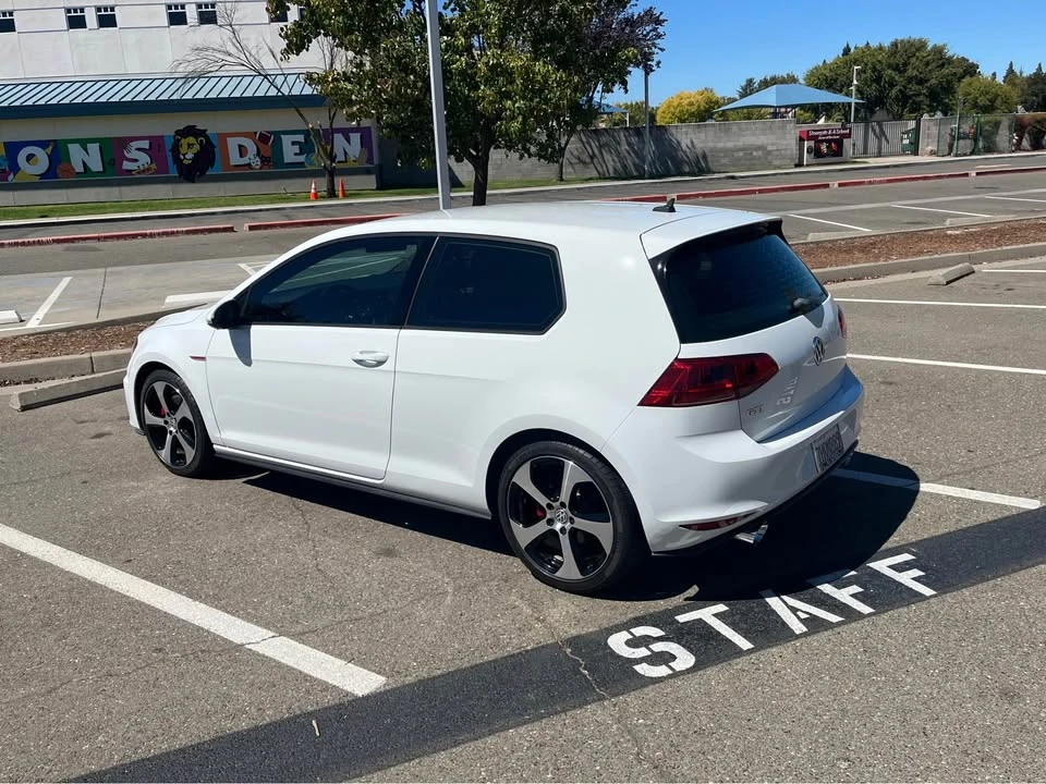 2015 Volkswagen GTI Mk7 - Image 4 of 12