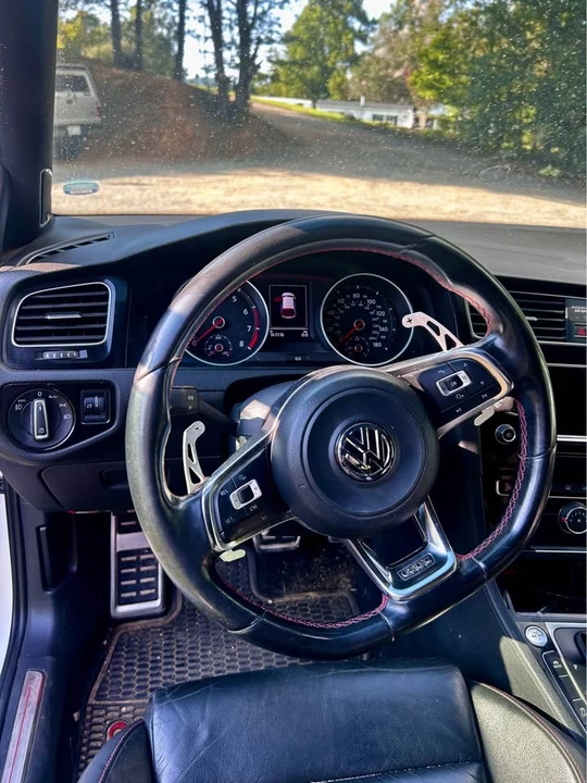 2015 Volkswagen GTI Mk7 - Image 14 of 17