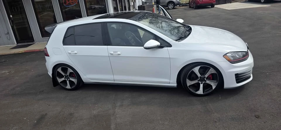 2015 Volkswagen GTI Mk7 - Image 2 of 7