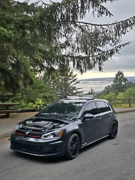 2015 Volkswagen GTI 2.0T Hatchback Sedan 4D