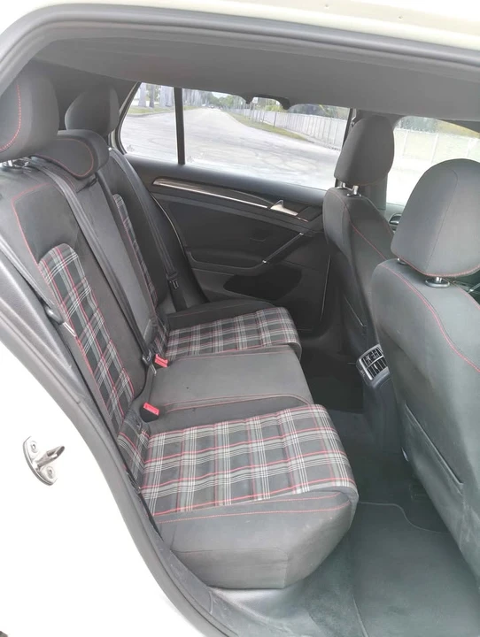 2015 Volkswagen GTI Mk7 - Image 8 of 20