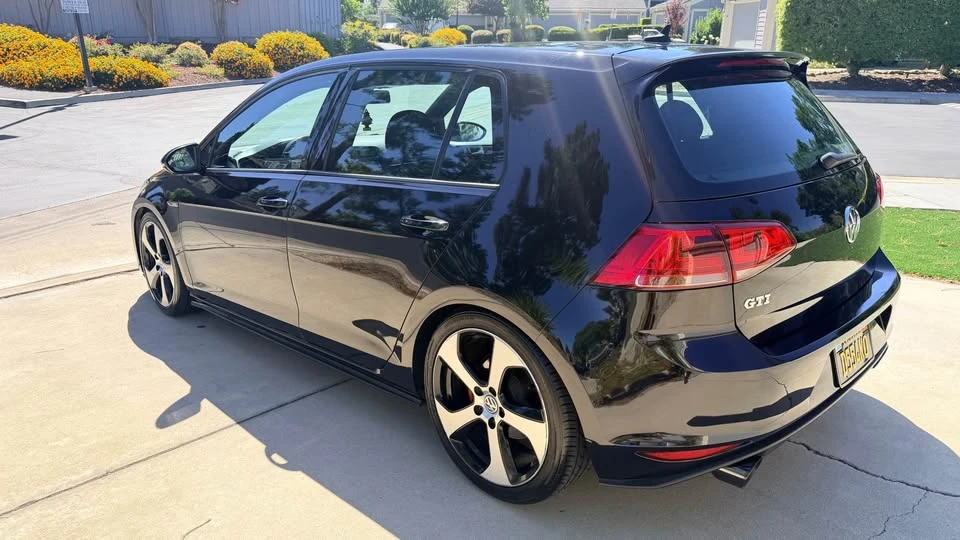 2015 Volkswagen GTI Mk7 - Image 3 of 12
