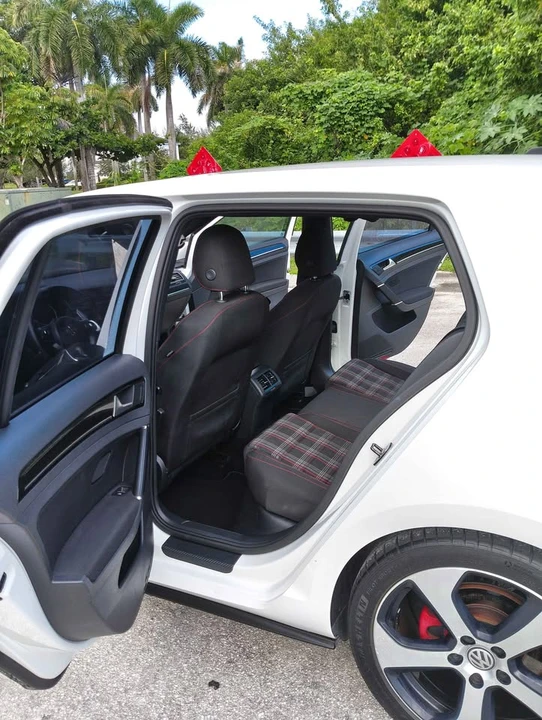 2015 Volkswagen GTI Mk7 - Image 11 of 20