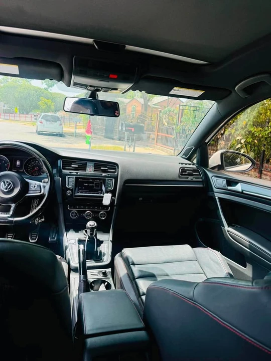 2015 Volkswagen GTI Mk7 - Image 5 of 5