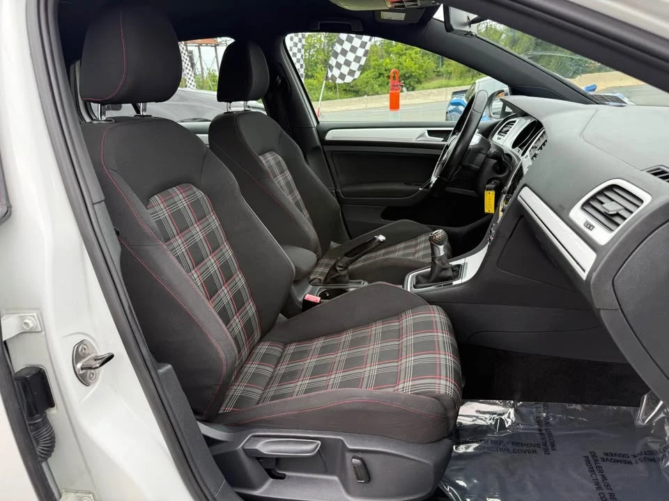 2015 Volkswagen GTI Mk7 - Image 10 of 18