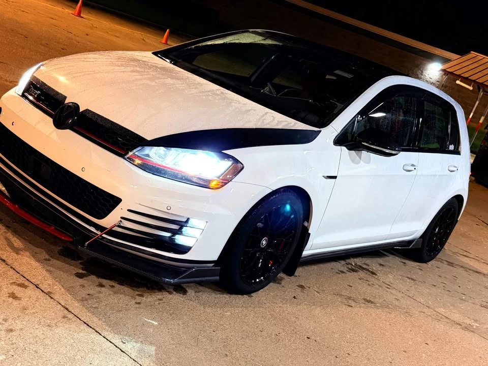 2015 Volkswagen GTI Mk7 - Image 2 of 3