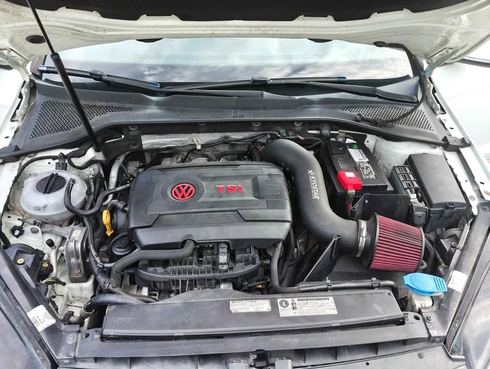 2015 Volkswagen GTI Mk7 - Image 16 of 20