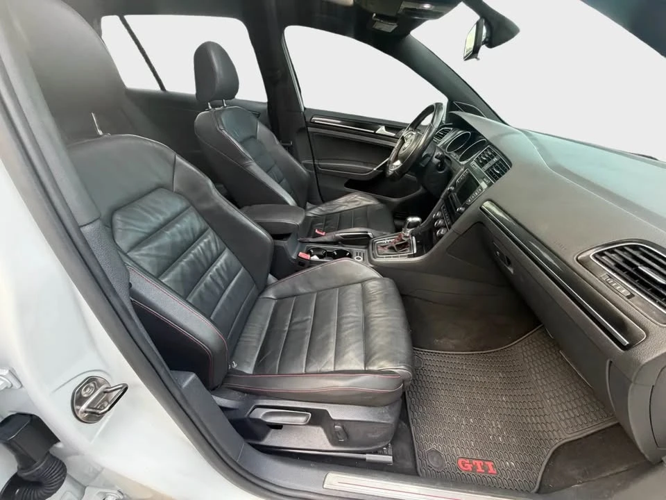 2015 Volkswagen GTI Mk7 - Image 17 of 20