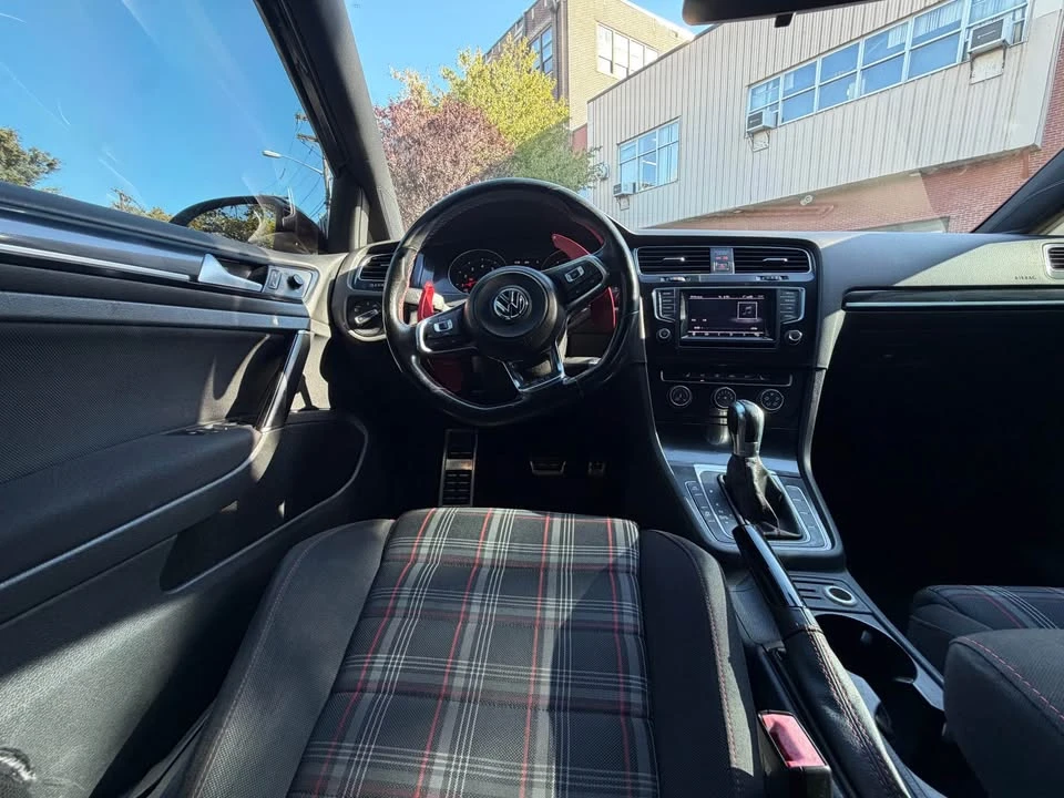 2015 Volkswagen GTI Mk7 - Image 9 of 13